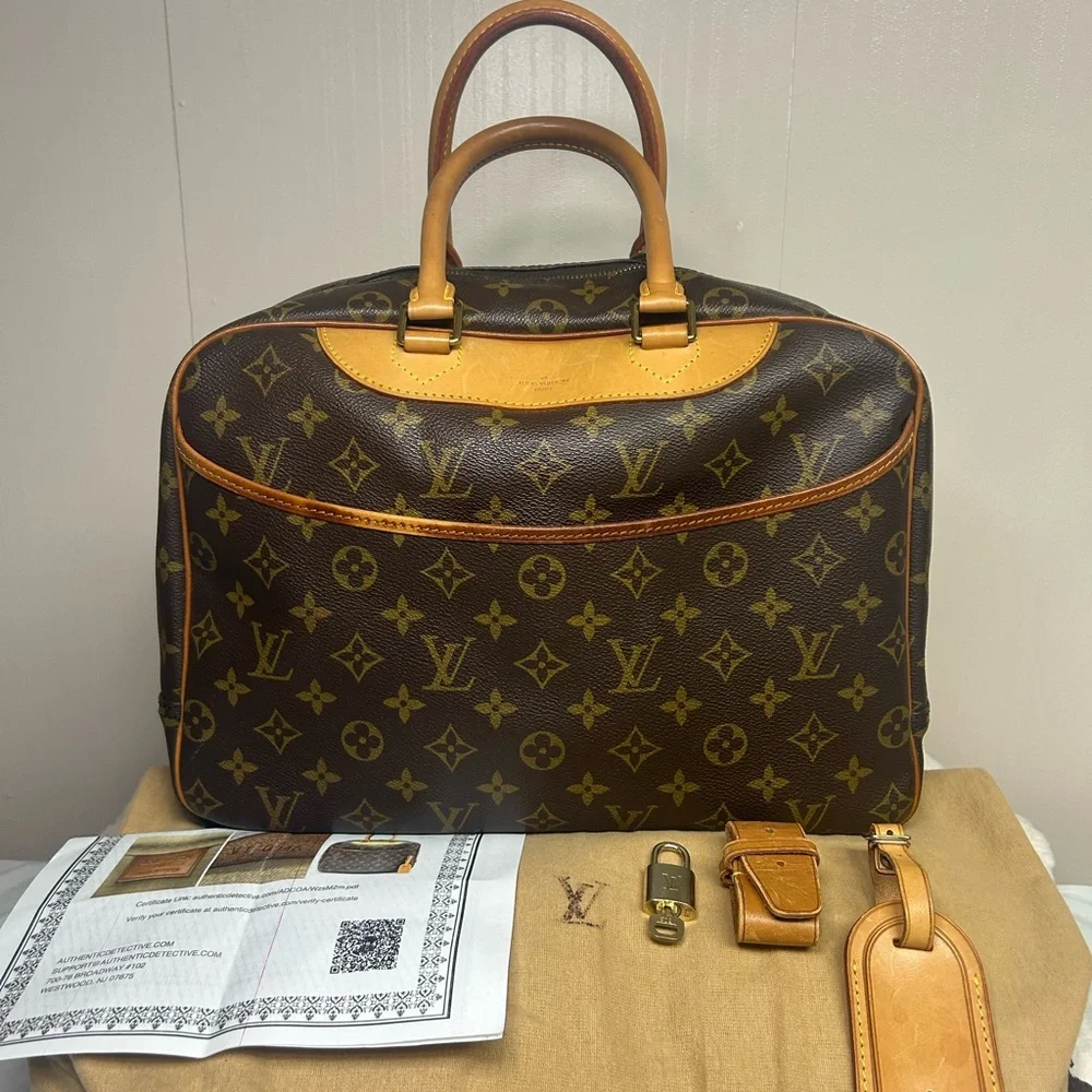 Louis Vuitton Deauville Monogram Travel Bag Collection